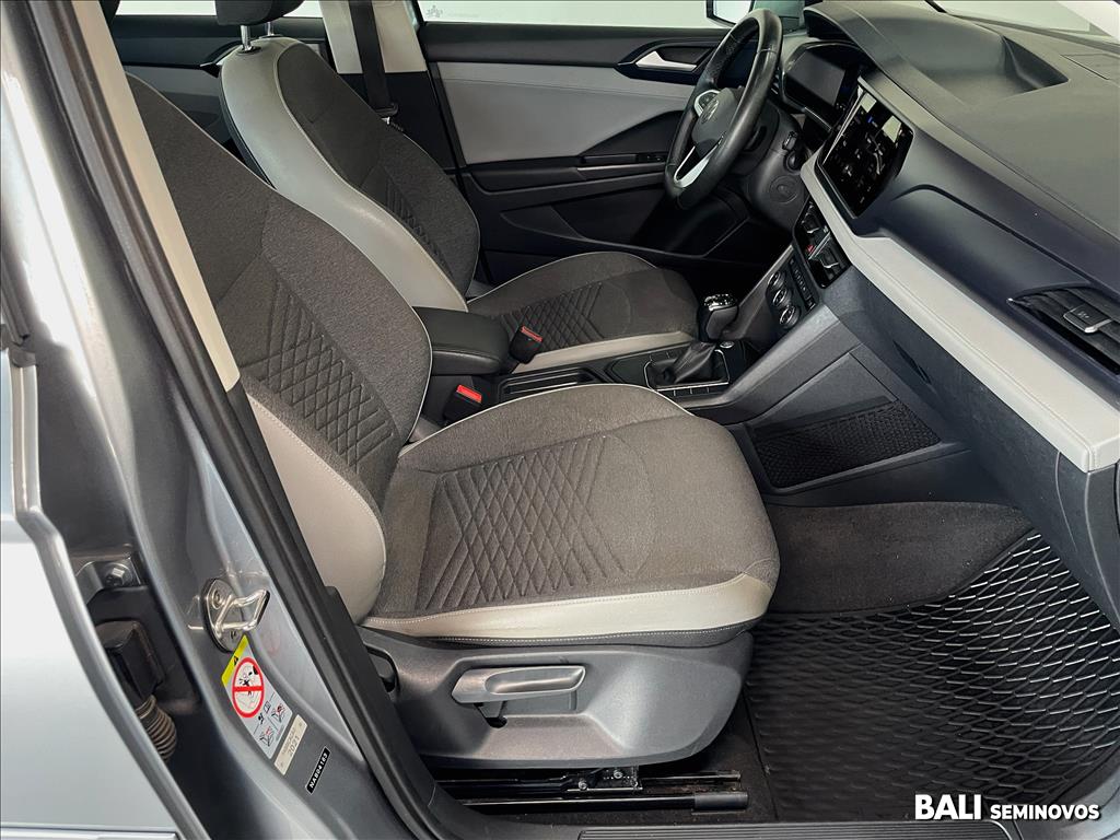 TAOS 1.4 250 TSI TOTAL FLEX COMFORTLINE AUTOMÁTICO12