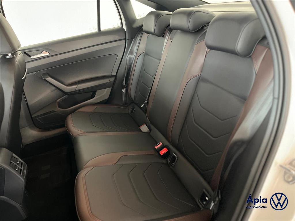 VIRTUS 1.0 200 TSI HIGHLINE AUTOMÁTICO9