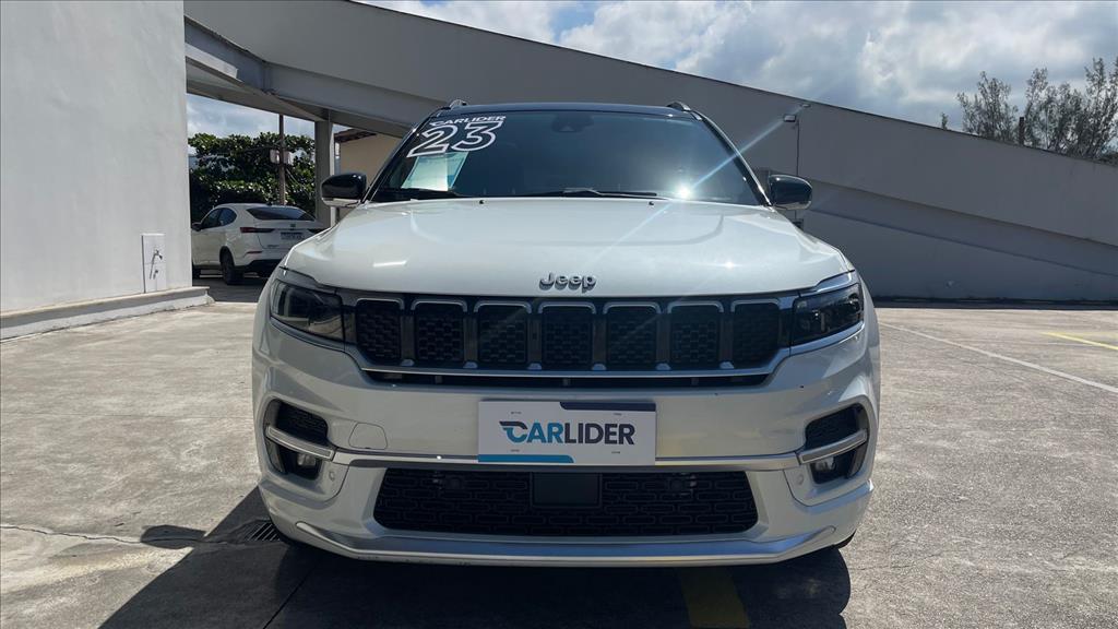 COMMANDER 1.3 T270 TURBO FLEX OVERLAND AT6