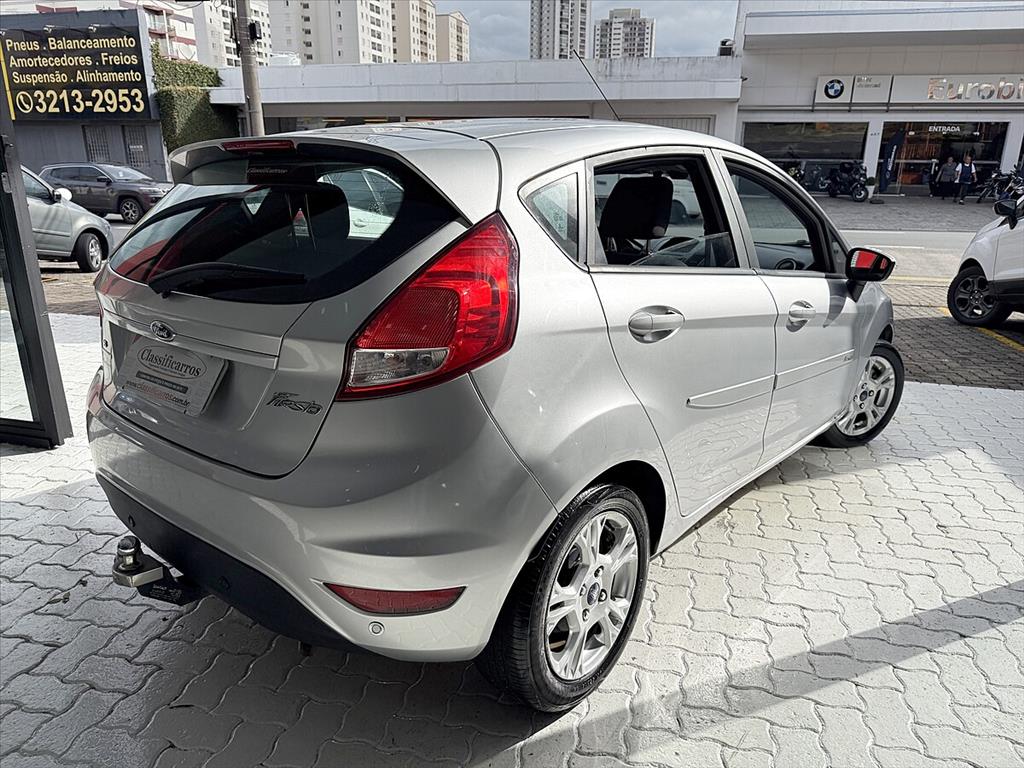 Ford Fiesta - 1.6 SE HATCH 16V FLEX 4P POWERSHIFT