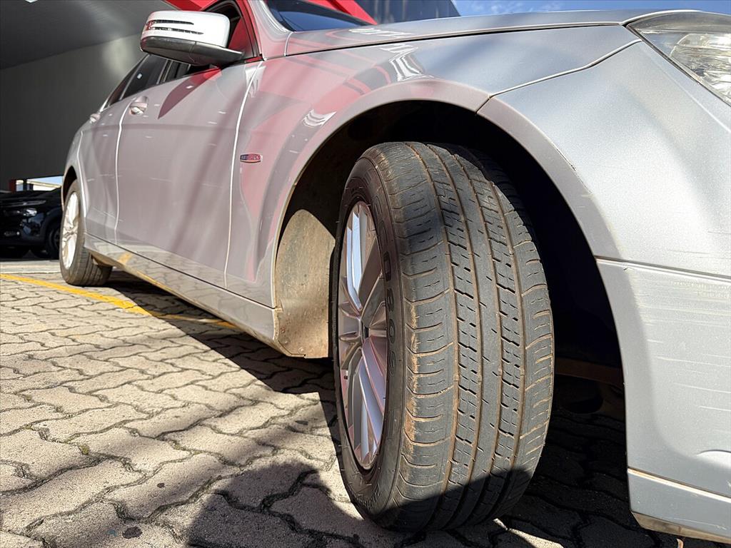 Mercedes-Benz C 180 - 1.6 CLASSIC KOMPRESSOR SPECIAL GASOLINA 4P AUTOMÁTICO