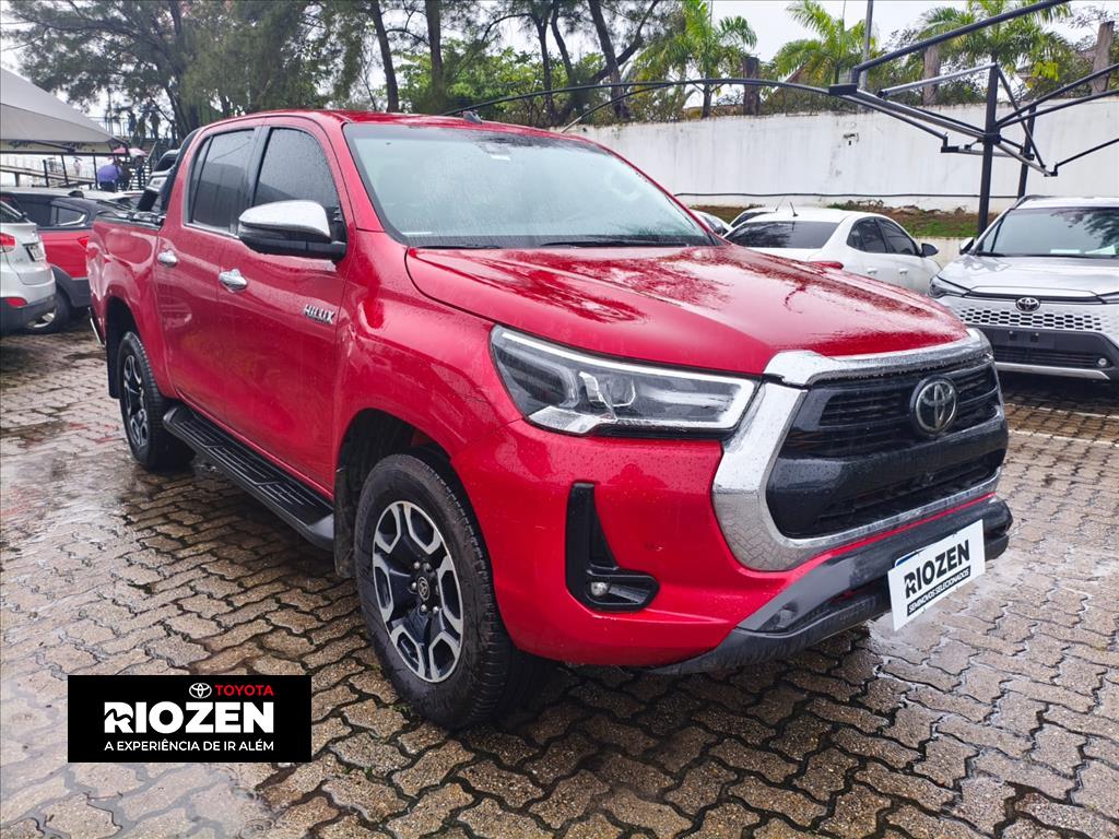 HILUX 2.8 D-4D TURBO DIESEL CD SRX 4X4 AUTOMÁTICO0