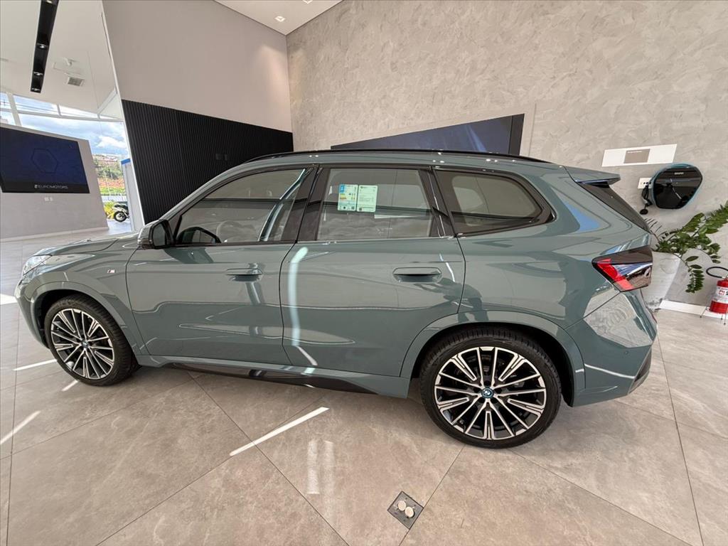 BMW-iX1-ELÉTRICO XDRIVE30 M SPORT