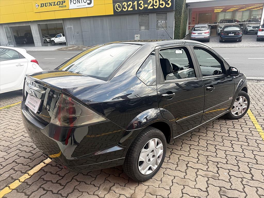 Ford Fiesta - 1.6 MPI SEDAN 8V FLEX 4P MANUAL