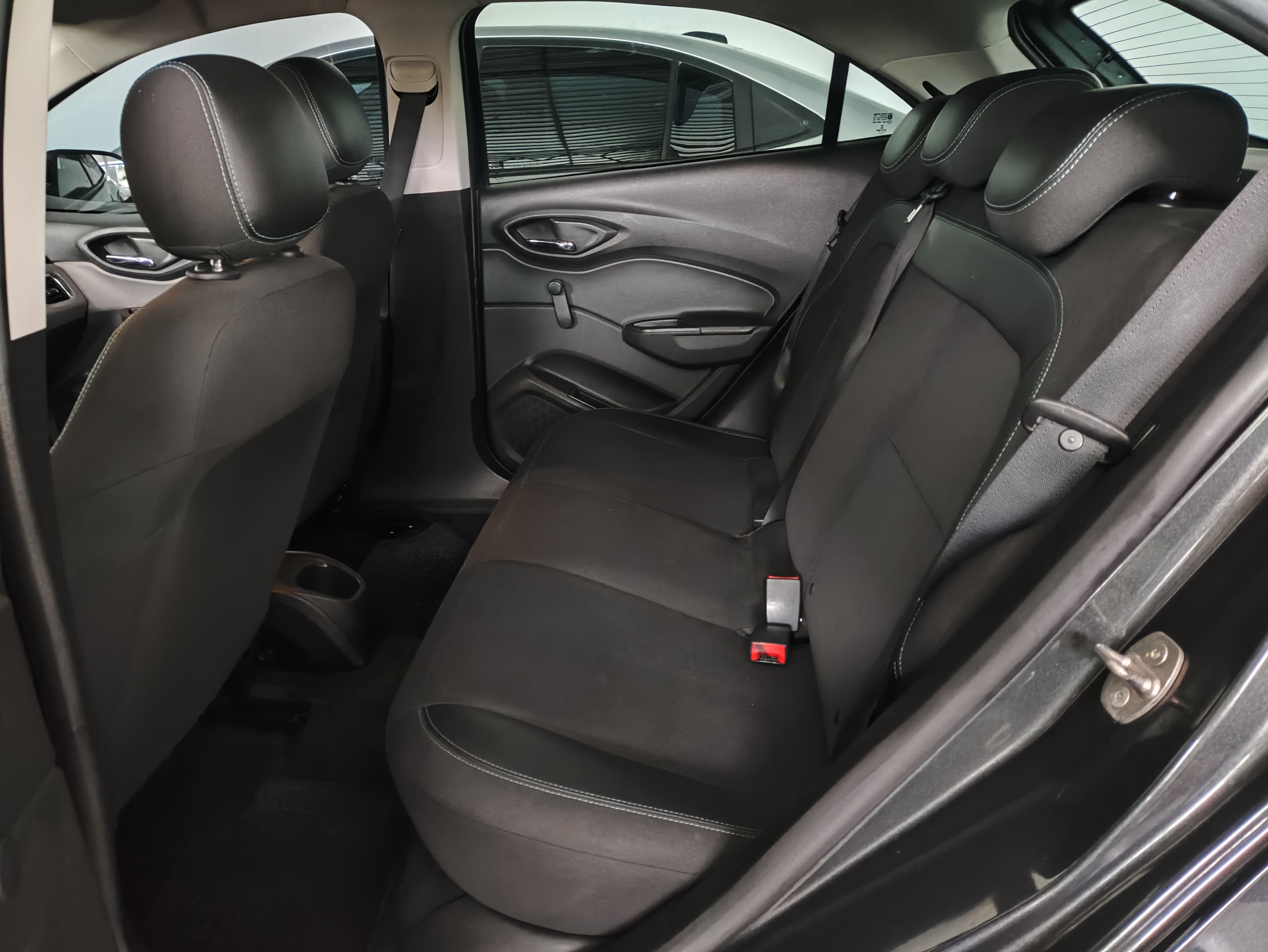 GM - Chevrolet-ONIX-1.0 MPFI LT 8V FLEX 4P MANUAL