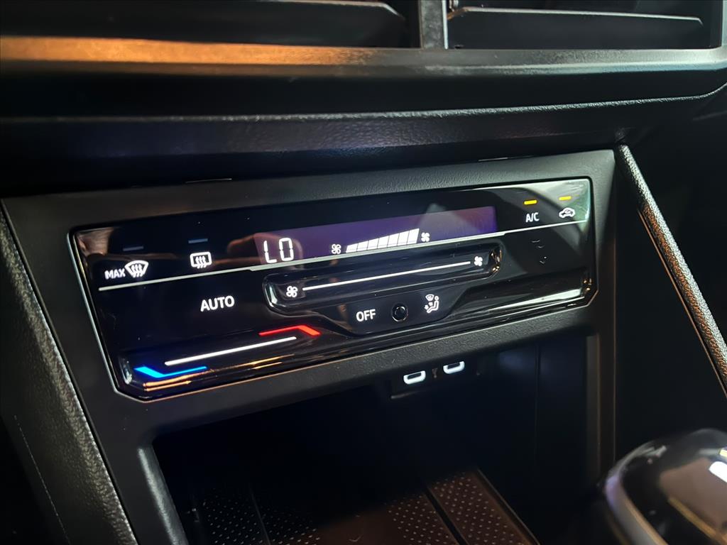 VIRTUS 1.4 250 TSI EXCLUSIVE AUTOMÁTICO12