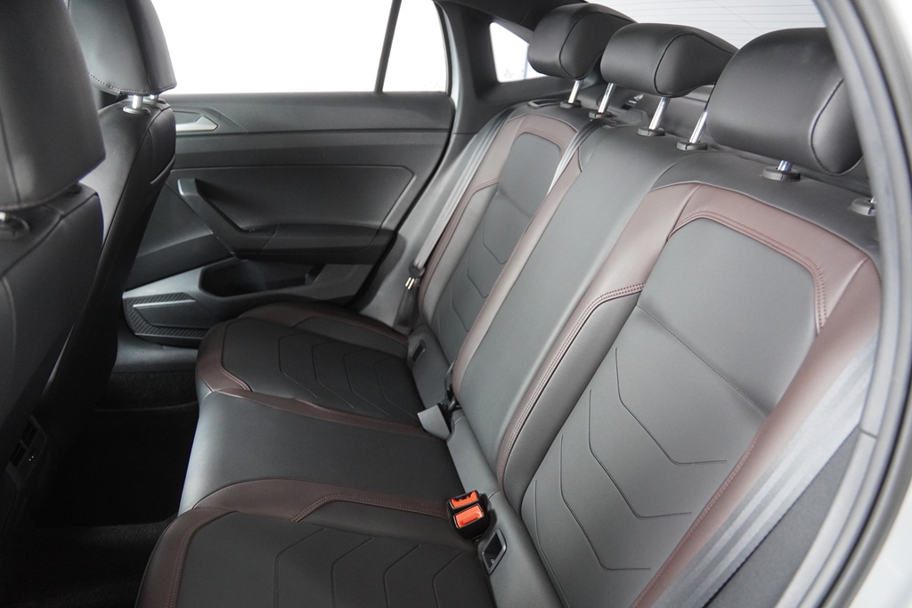VIRTUS 1.0 200 TSI HIGHLINE AUTOMÁTICO8