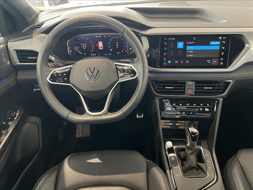 TAOS 1.4 250 TSI TOTAL FLEX HIGHLINE AUTOMÁTICO10
