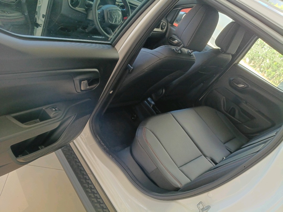 STRADA 1.0 TURBO 200 FLEX ULTRA CD CVT7