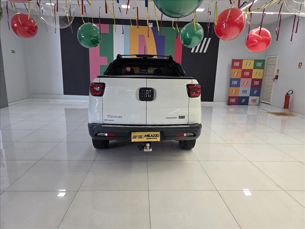 TORO 1.3 TURBO 270 FLEX FREEDOM AT64