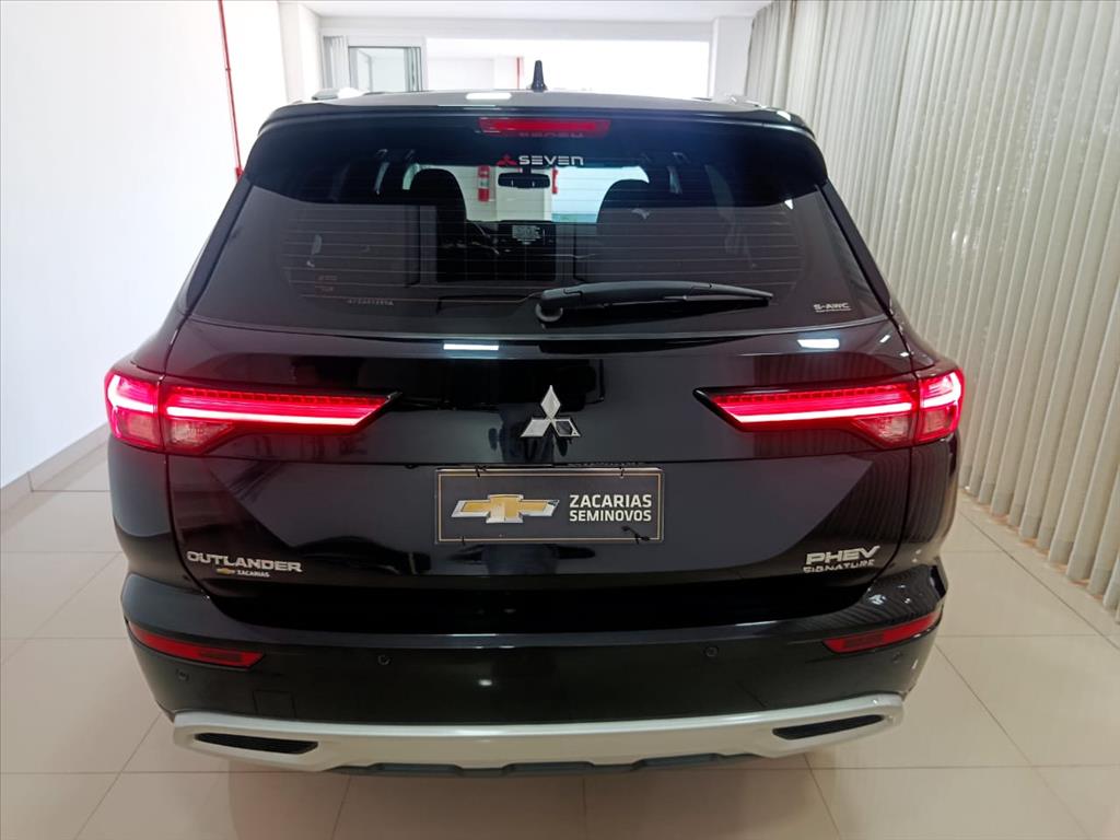 OUTLANDER 2.4 PHEV SIGNATURE S-AWC DHT3