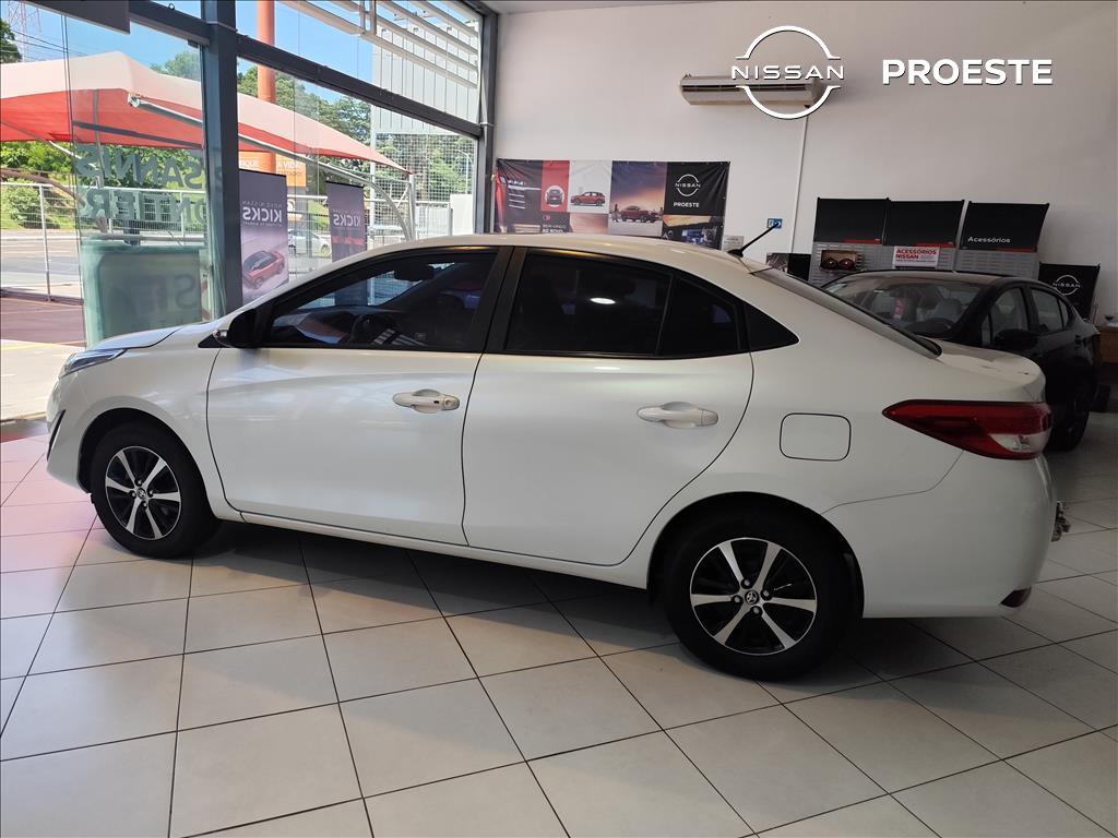 YARIS 1.5 16V FLEX XLS CONNECT MULTIDRIVE3