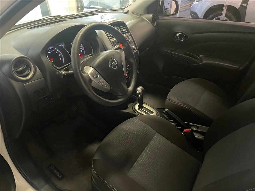 VERSA 1.6 16V FLEX SV 4P XTRONIC10