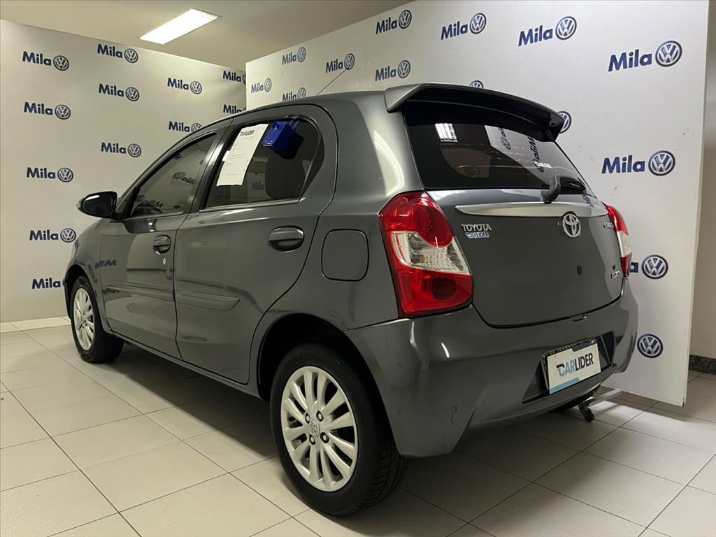ETIOS 1.5 XLS 16V FLEX 4P MANUAL2