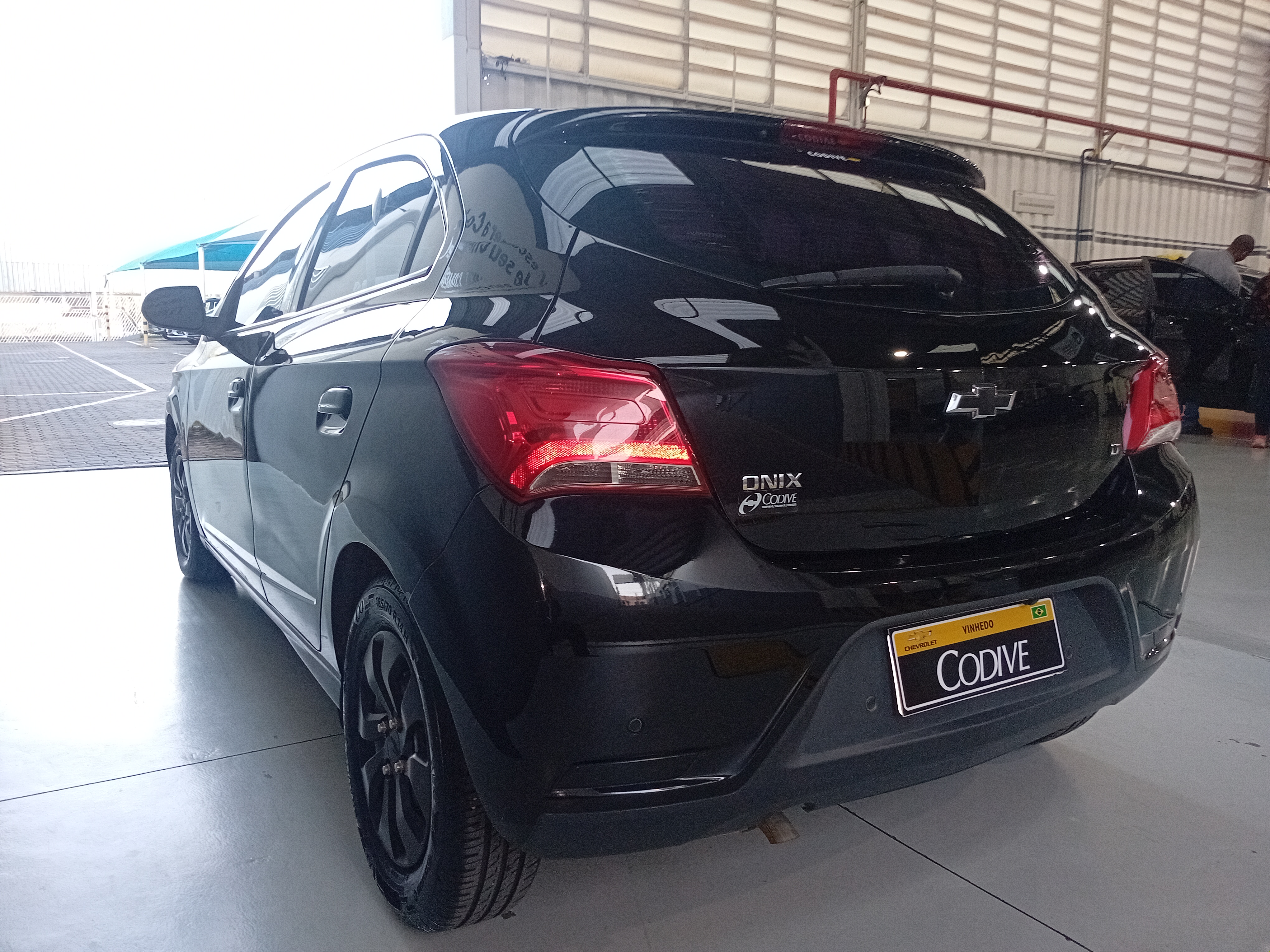ONIX 1.0 MPFI LT 8V FLEX 4P MANUAL3
