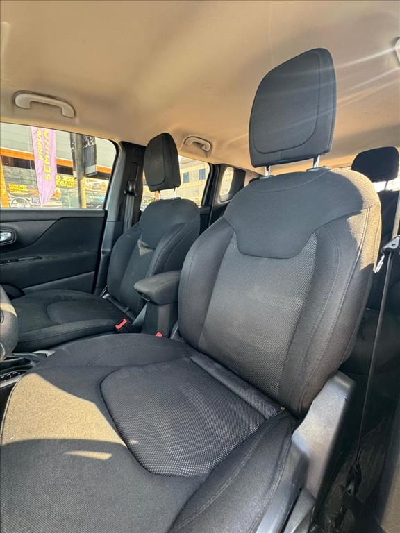 RENEGADE 1.8 16V FLEX SPORT 4P AUTOMÁTICO6