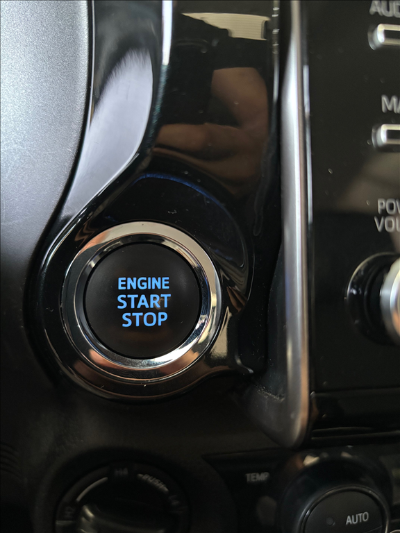 TOYOTA HILUX 2.8 D-4D TURBO DIESEL CD SRX 4X4 AUTOMÁTICO-10 - Paraná Veículos Campinas - Veículos novos e seminovos com qualidade e procedência - 0