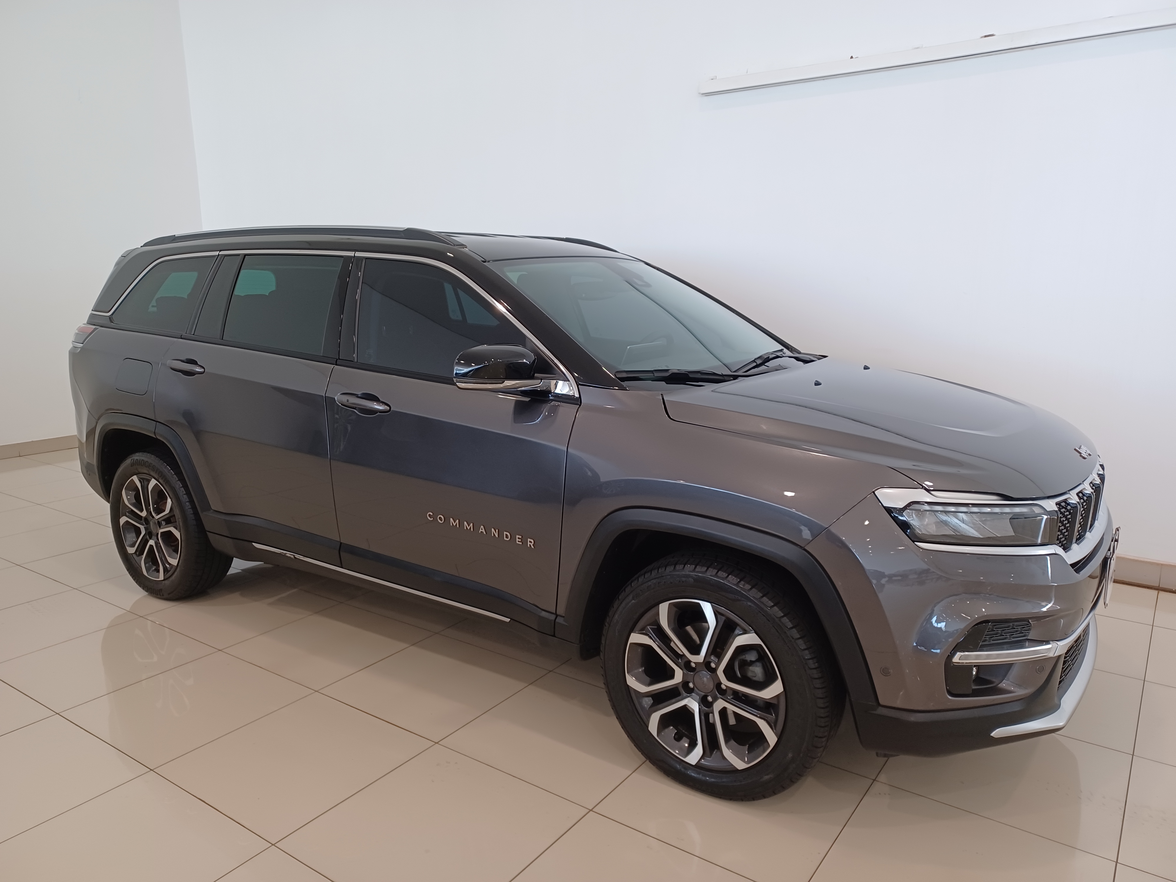 Jeep-COMMANDER-1.3 T270 TURBO FLEX LIMITED AT6