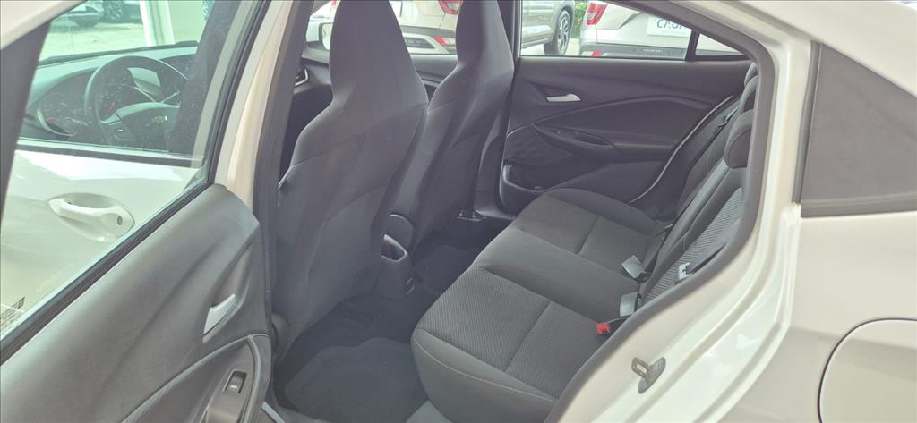 GM - Chevrolet-ONIX-1.0 FLEX LT MANUAL