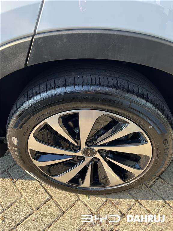 SONG PLUS PREMIUM 1.5 DM-I TURBO HÍBRIDO AWD AUTOMÁTICO11
