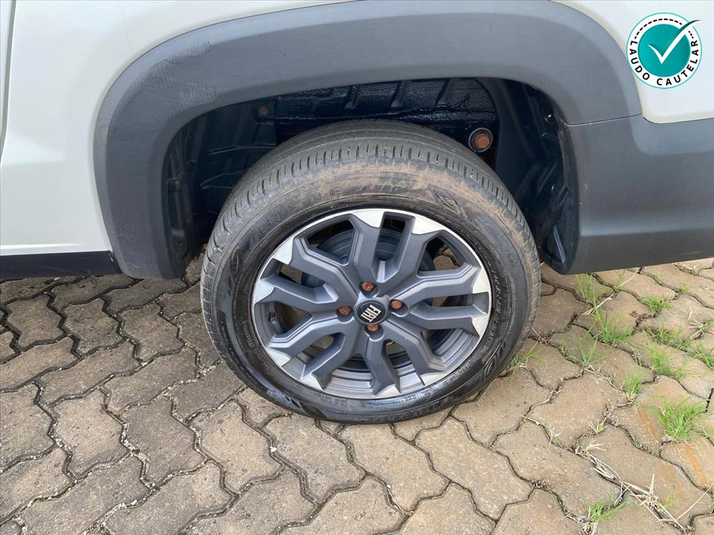 STRADA 1.0 TURBO 200 FLEX ULTRA CD CVT17