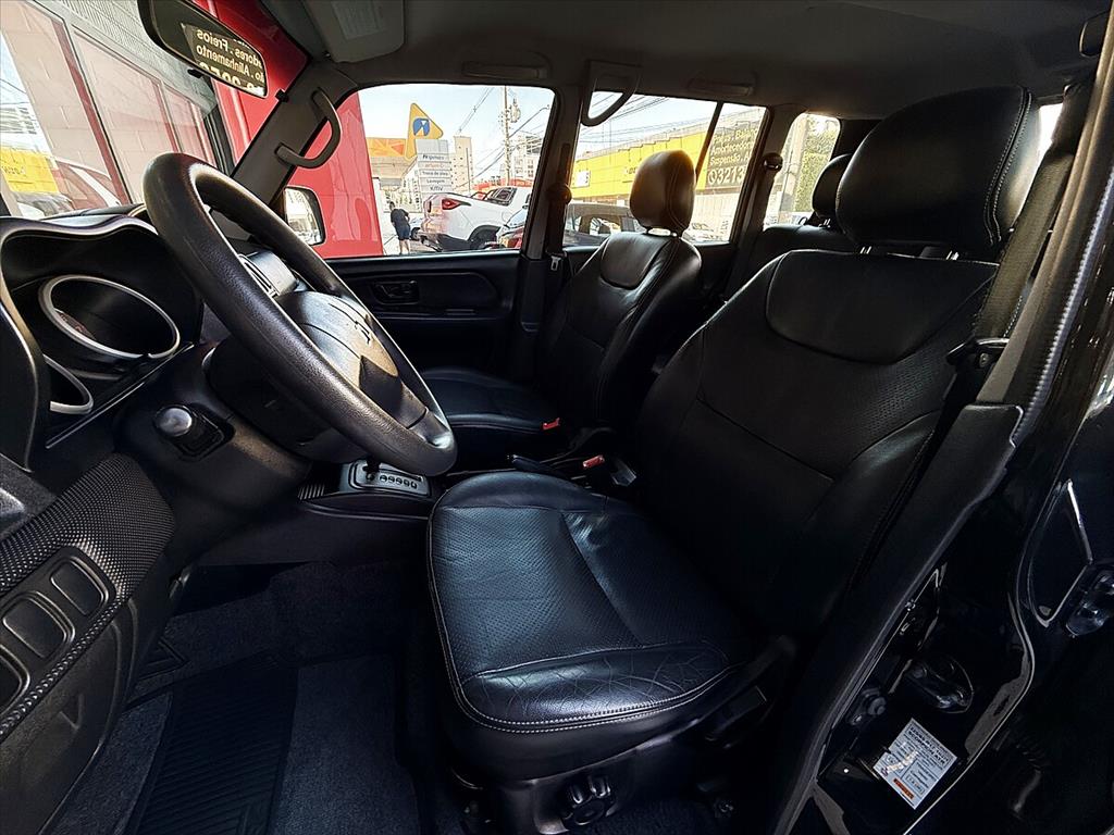 Mitsubishi Pajero Tr4 - 2.0 4X2 16V 140CV FLEX 4P AUTOMÁTICO