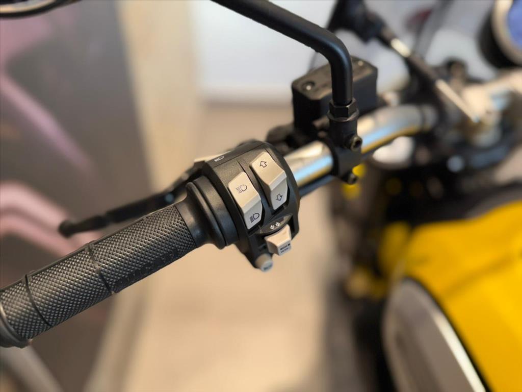 DUCATI-SCRAMBLER-ICON