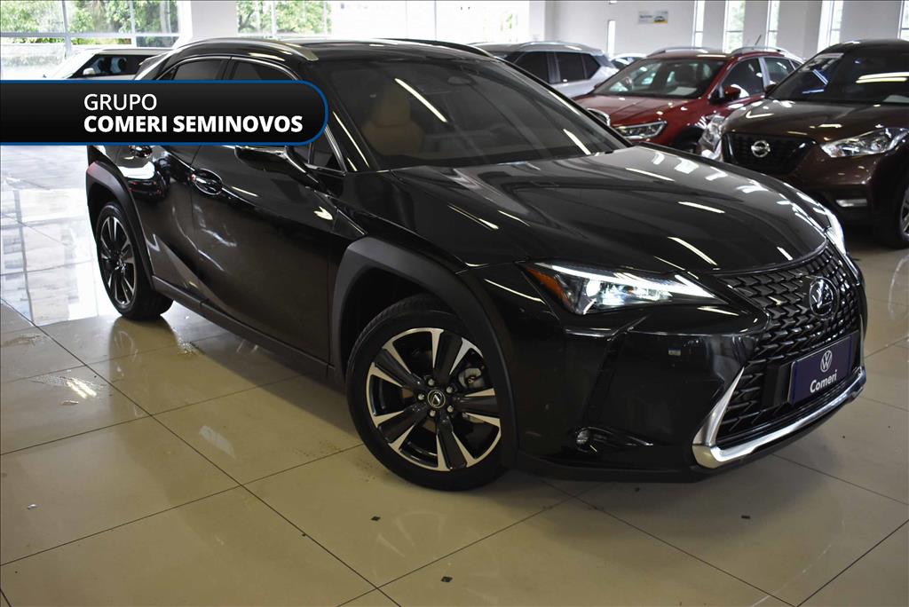 UX 300h 2.0 VVT-I HYBRID CVT2