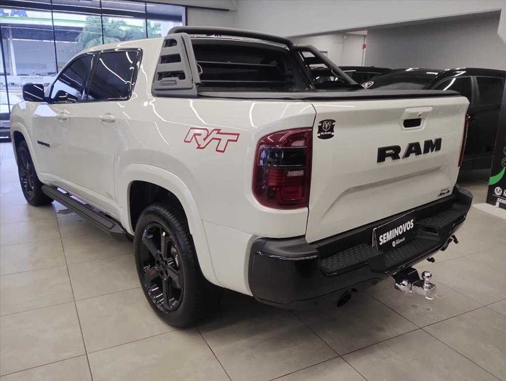 RAMPAGE 2.0 HURRICANE 4 TURBO FLEX LARAMIE 4X4 AUTOMÁTICO10