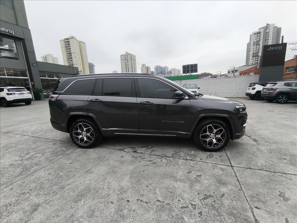 COMMANDER 1.3 T270 TURBO FLEX OVERLAND AT6 COMMANDER 1.3 T270 TURBO FLEX OVERLAND AT6