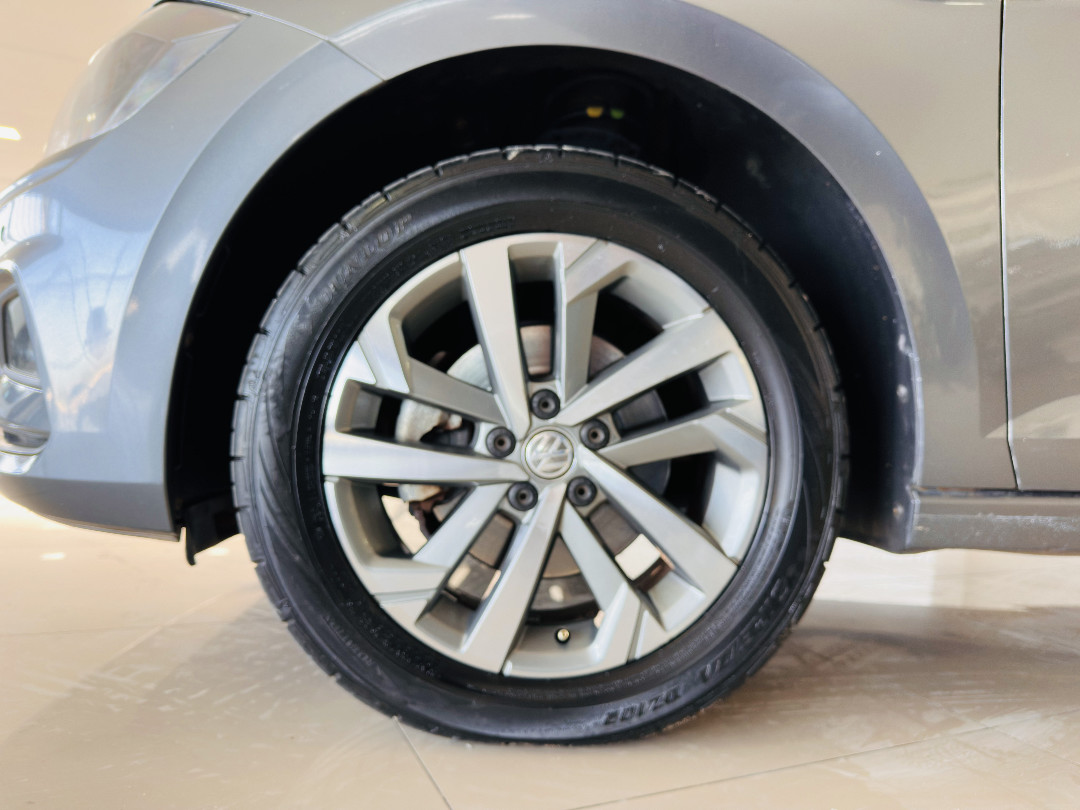 VIRTUS 1.0 200 TSI COMFORTLINE AUTOMÁTICO15