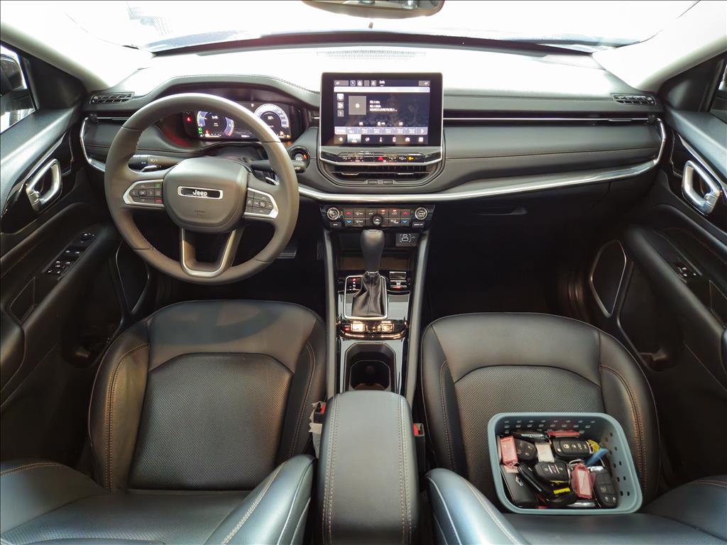 COMPASS 1.3 T270 TURBO FLEX LIMITED AT6
