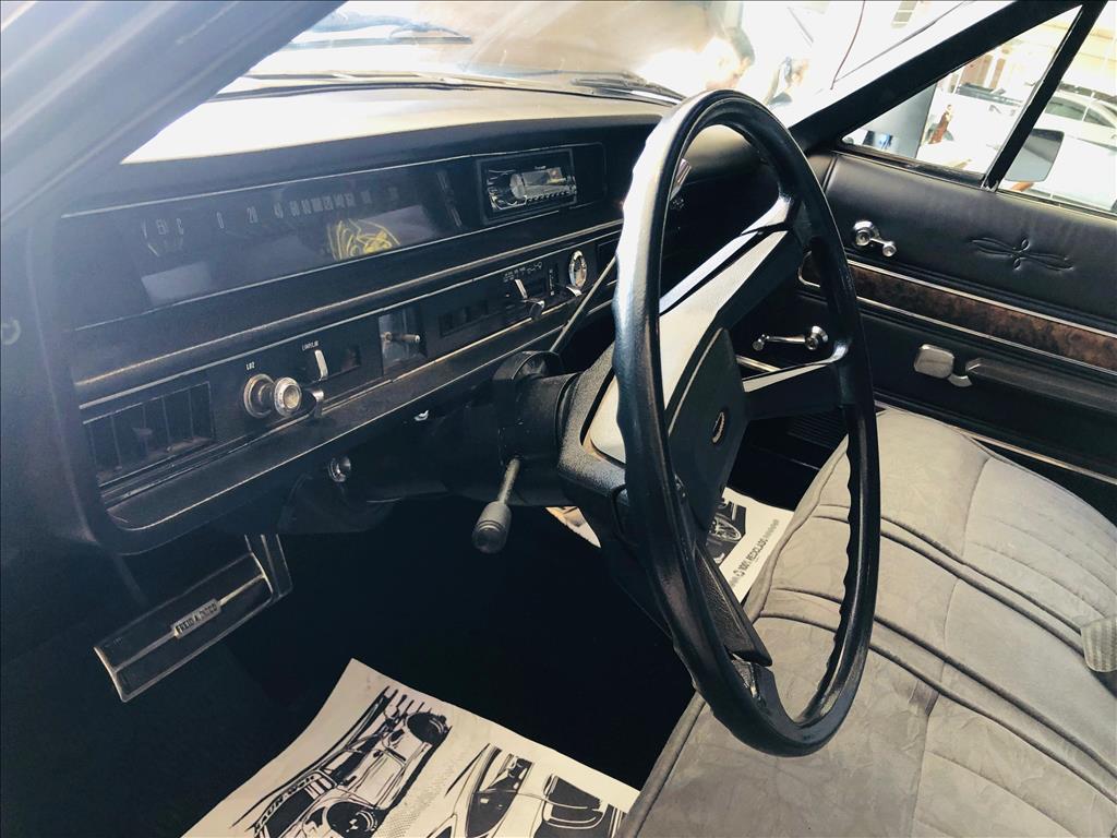 LANDAU 5.0 V8 16V GASOLINA 4P AUTOMÁTICO7