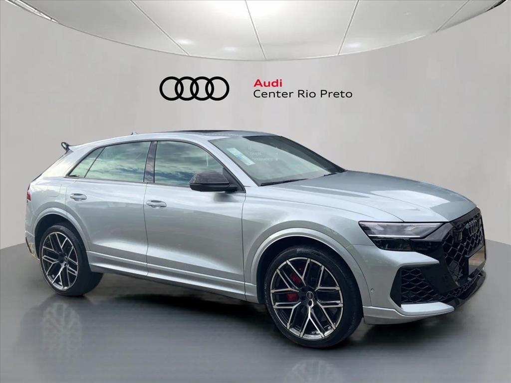 Audi-RS Q8-4.0 V8 TWINTURBO GASOLINA PERFORMANCE TIPTRONIC