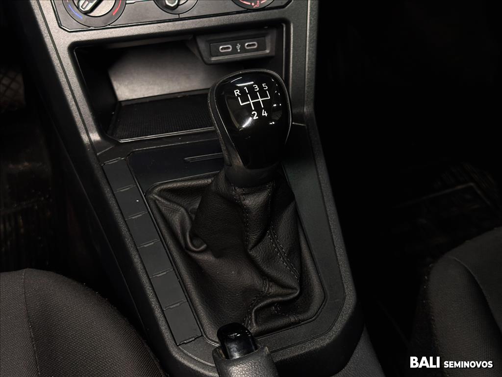 POLO 1.0 MPI TRACK MANUAL13