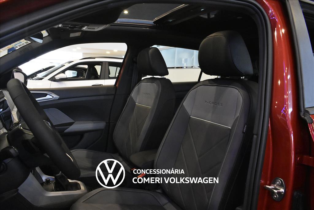 2026 VOLKSWAGEN T-CROSS 1.0 200 TSI TOTAL FLEX COMFORTLINE AUTOMÁTICO