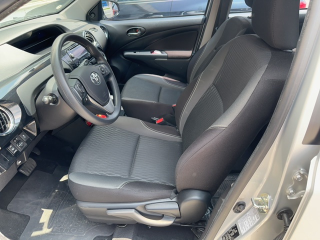 ETIOS 1.5 X PLUS 16V FLEX 4P AUTOMÁTICO
