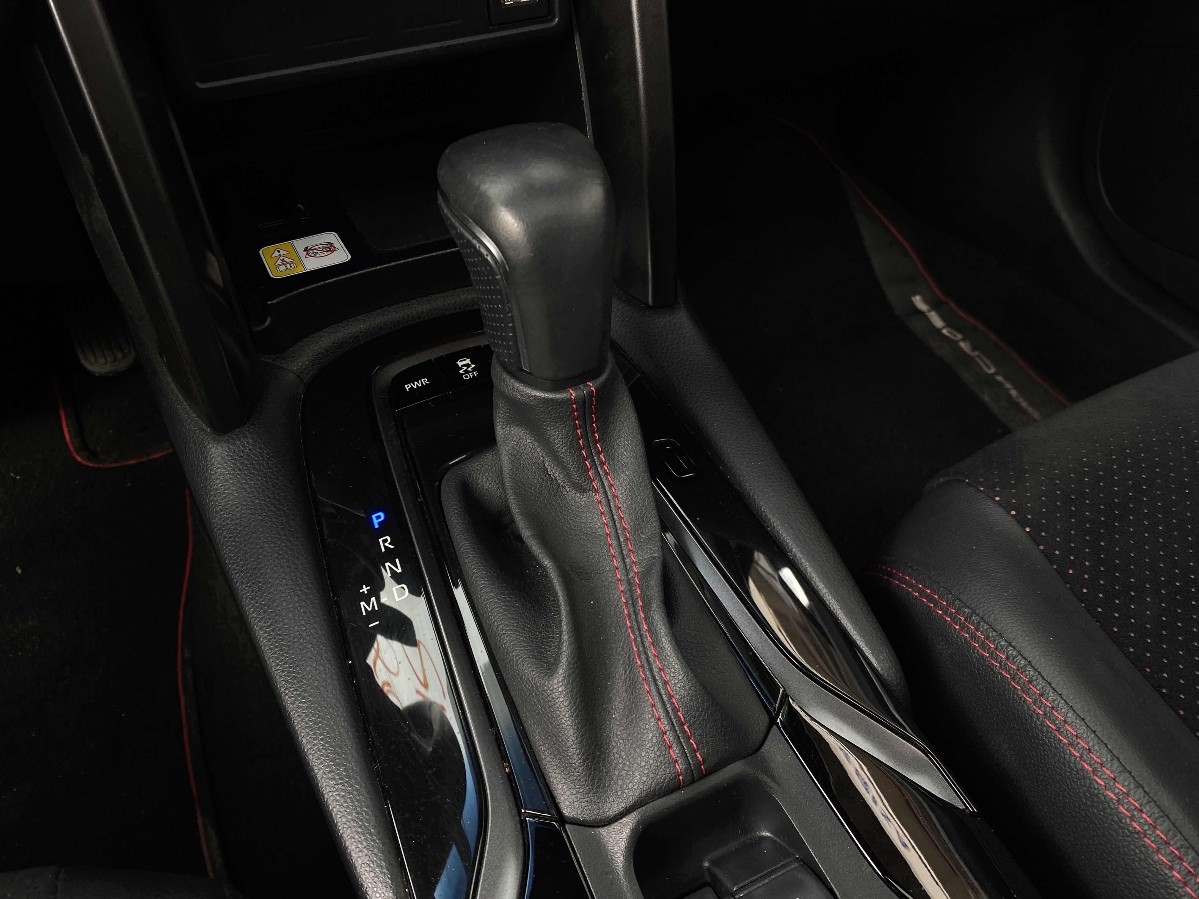 COROLLA CROSS 2.0 VVT-IE FLEX GR-SPORT DIRECT SHIFT11