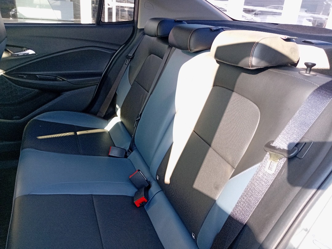 ONIX PLUS 1.0 TURBO FLEX PREMIER AUTOMÁTICO10