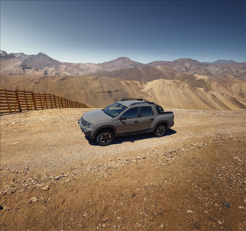 OROCH 1.6 16V SCE FLEX ICONIC MANUAL4