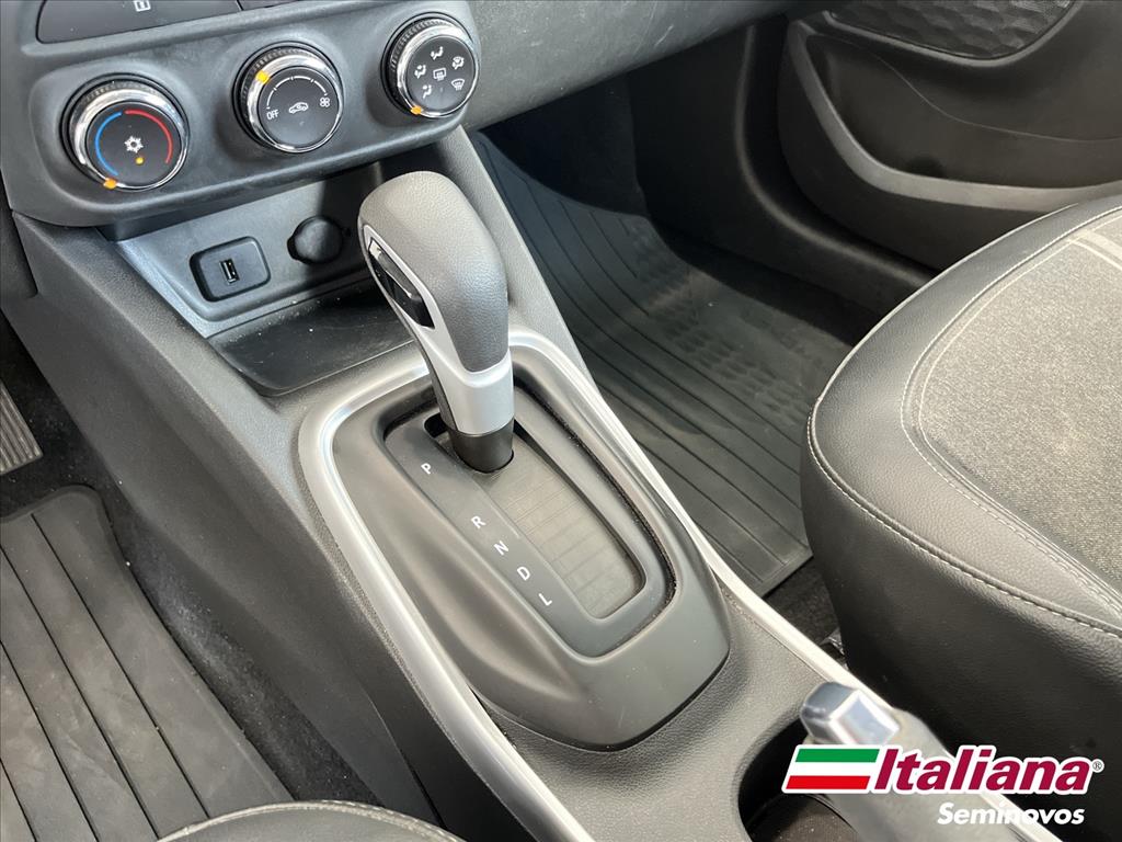 TRACKER 1.0 TURBO FLEX LTZ AUTOMÁTICO11