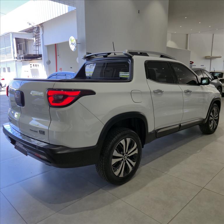 TORO 2.0 16V TURBO DIESEL VOLCANO 4WD AT93