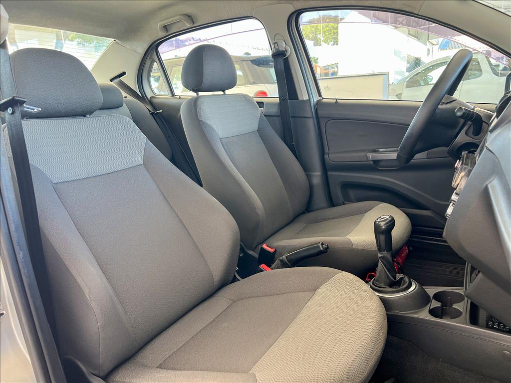VOYAGE 1.0 MI 8V FLEX 4P MANUAL18