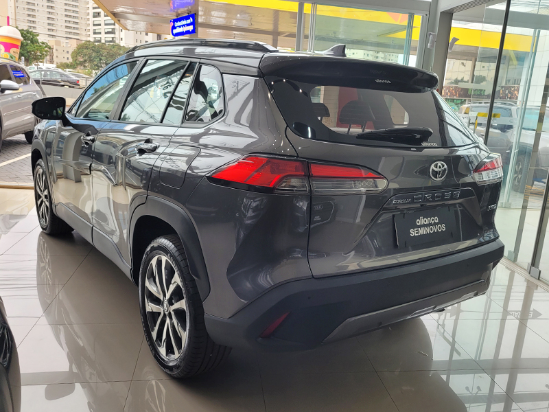 COROLLA CROSS 2.0 VVT-IE FLEX XRE DIRECT SHIFT6