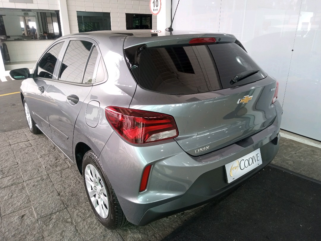 ONIX 1.0 TURBO FLEX LT AUTOMÁTICO4