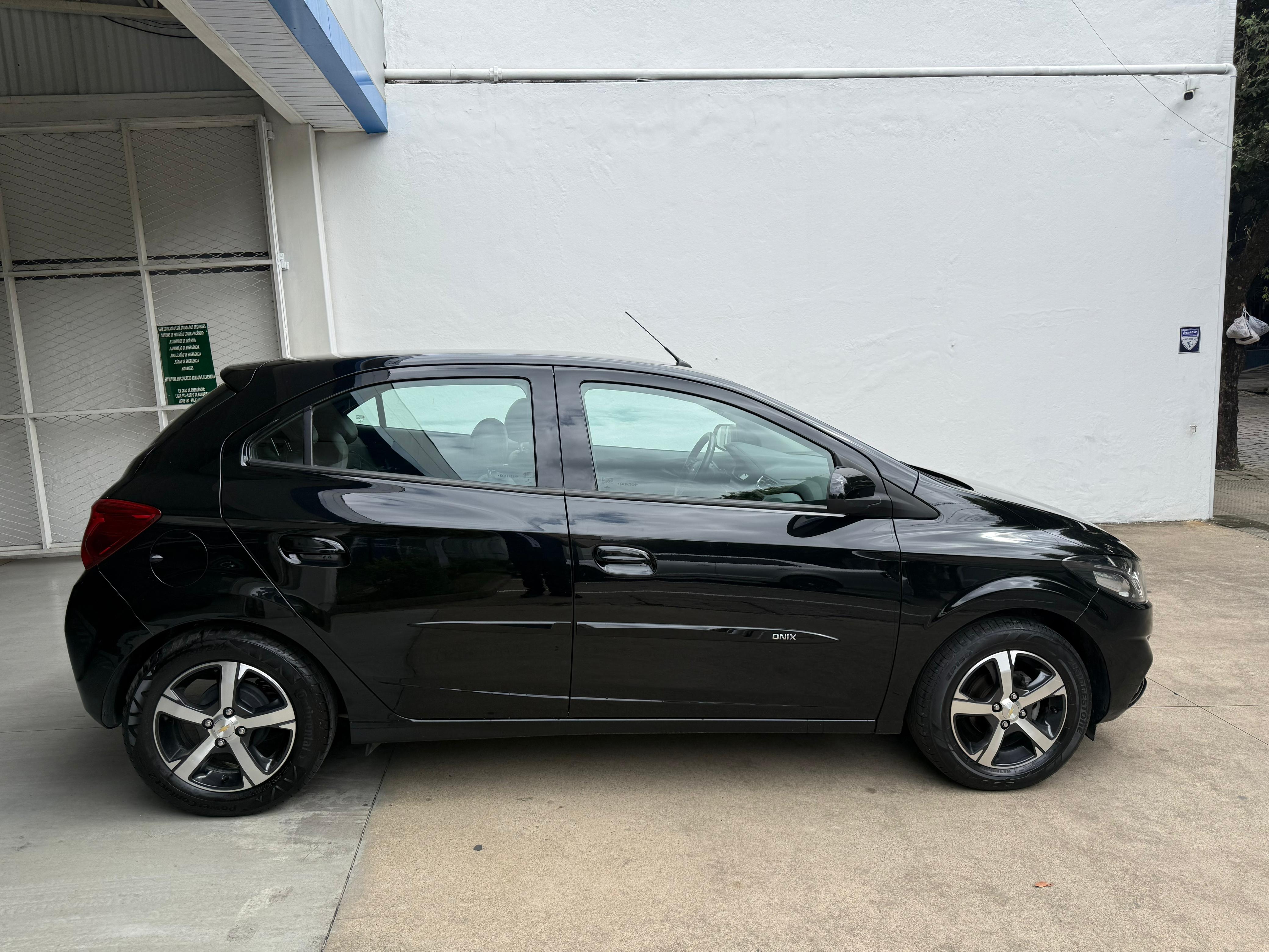 ONIX 1.4 MPFI LTZ 8V FLEX 4P AUTOMÁTICO5
