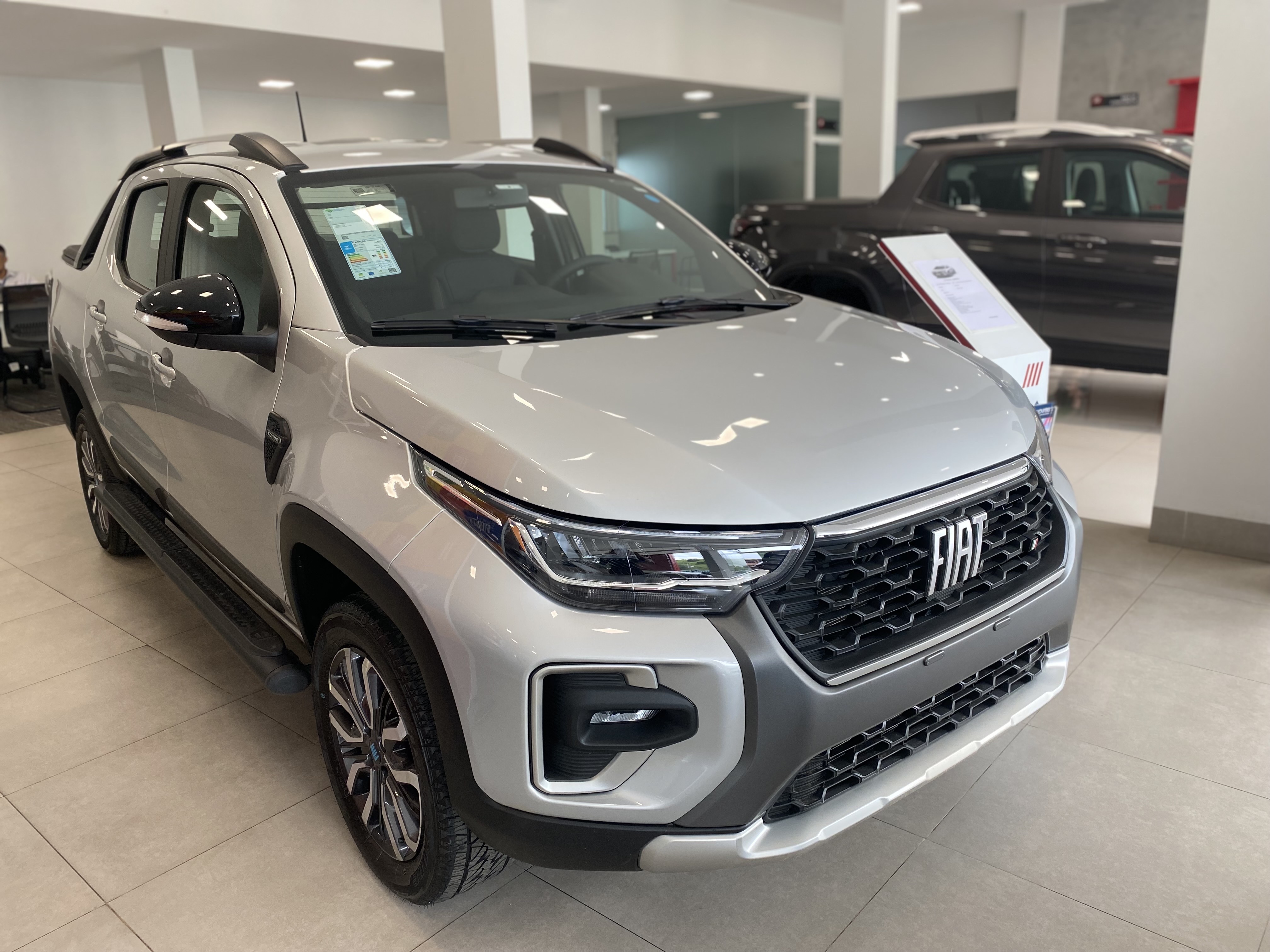 STRADA 1.0 TURBO 200 FLEX RANCH CD CVT1