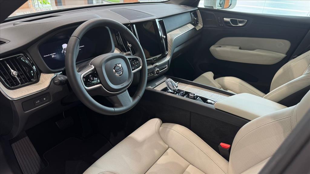 XC60 2.0 T8 RECHARGE ULTRA AWD GEARTRONIC