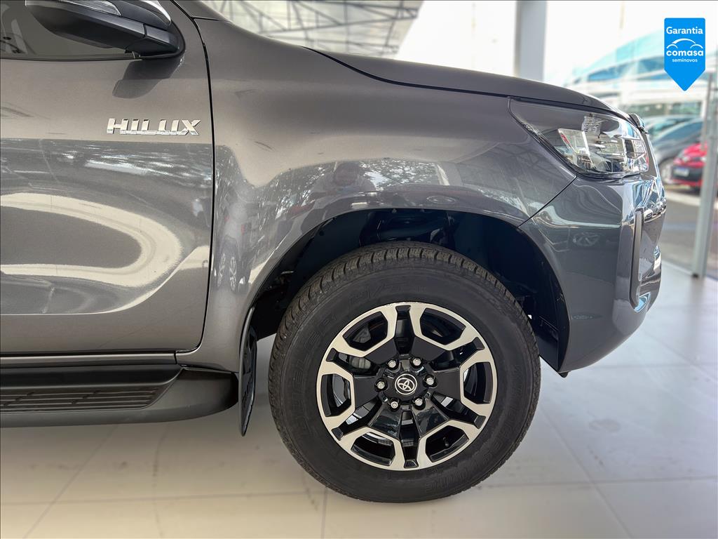 HILUX 2.8 D-4D TURBO DIESEL CD SRV 4X4 AUTOMÁTICO3