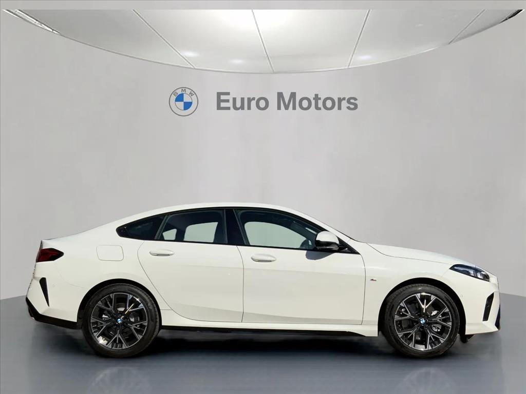 BMW-220i-2.0 16V TURBO GASOLINA GRAN COUPÉ M SPORT STEPTRONIC